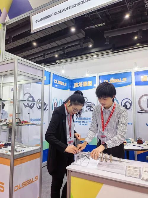 泰國國際機(jī)床和金屬加工機(jī)械展覽會第三天2